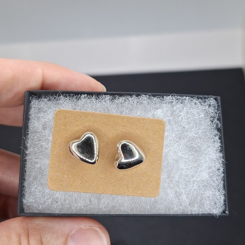 Simple heart stud earrings silver heart shape earrings minimalist jewelry